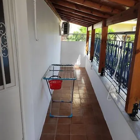 Lemon Tree House Poros Poros Town