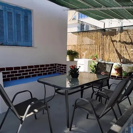 Lemon Tree House Poros Holiday home *